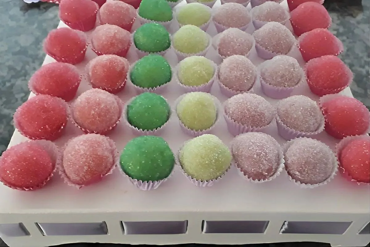 Docinho de gelatina delicioso fácil de preparar e perfeito p