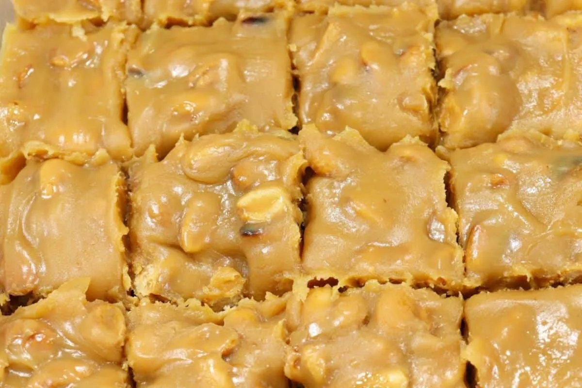 Docinho pé de moça cremoso ótimo para você servir na sua fes