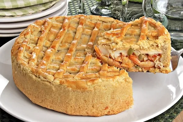 Empadão de Camarão com Catupiry