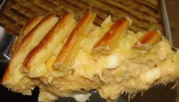 Empadão de Frango com Creme de Leite