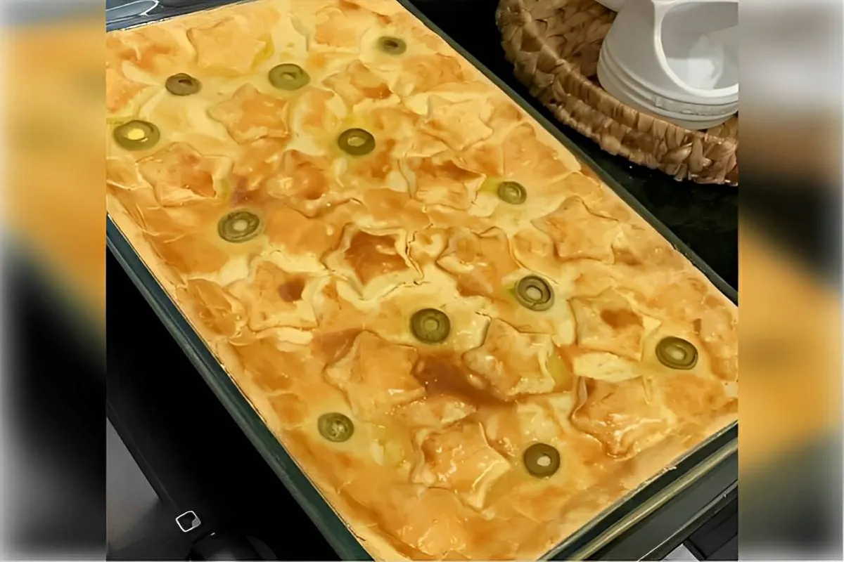 Empadão de frango com essa massa que derrete na boca e é mui