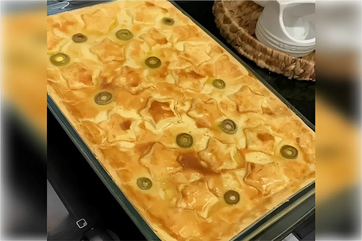 Empadão de frango diferente com massa que derrete na boca e