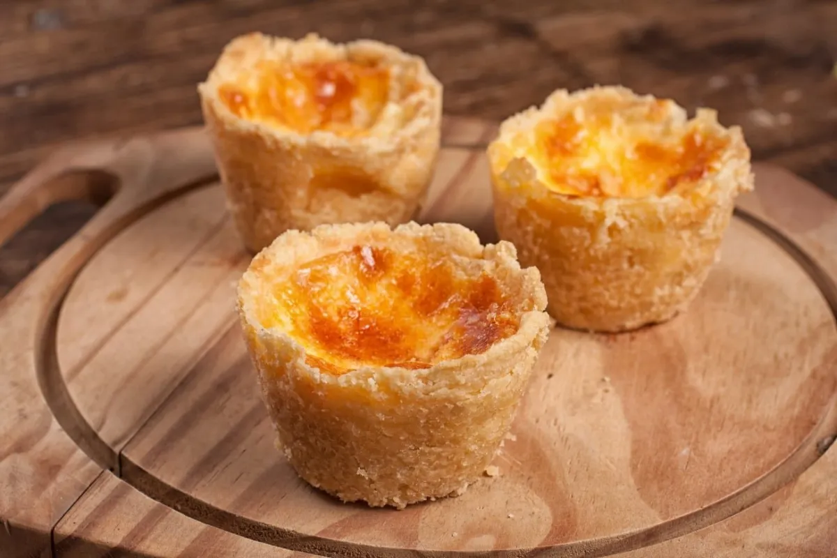 Empadinha de Queijo que fica pronto em 15 minutos. Faça hoje