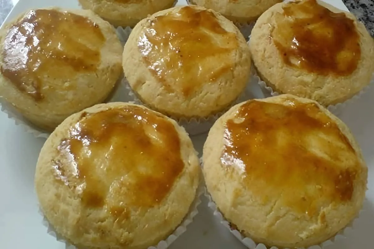 Empadinha que derrete na boca deliciosa usa apenas 4 ingredi
