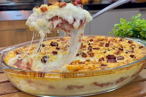 Escondidinho de calabresa super prático e delicioso, econômi