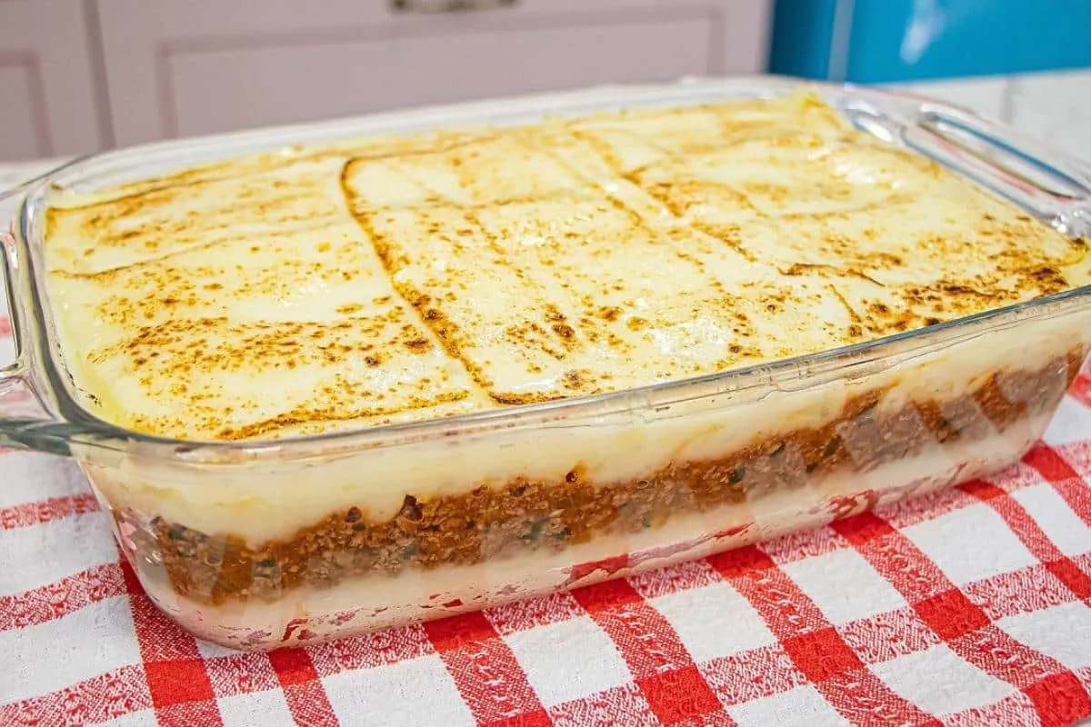 Escondidinho de carne moída cremoso para você saborear em fa