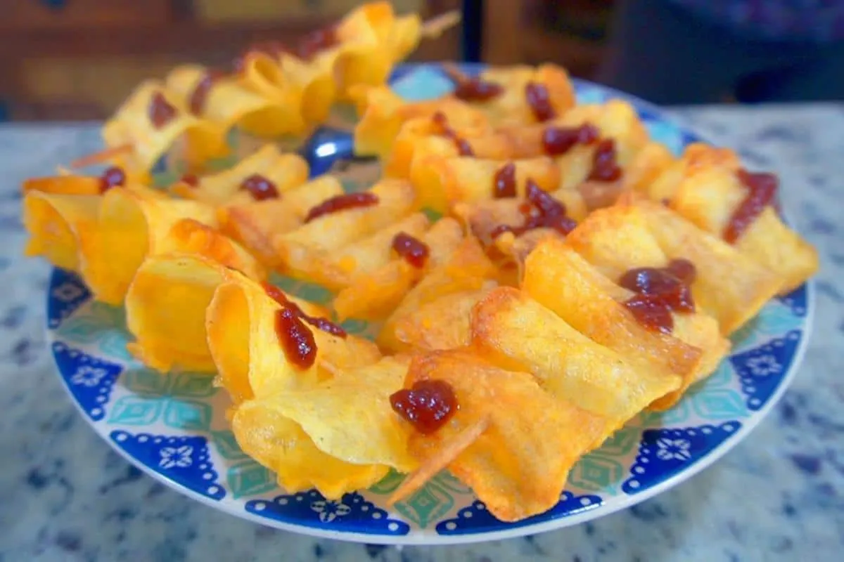 Espetinho de batata frita: todo mundo vai adorar essa novida