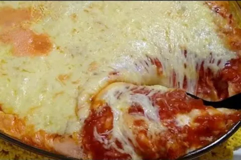 Essa é a macarronada de forno mais suculenta e cremosa que v