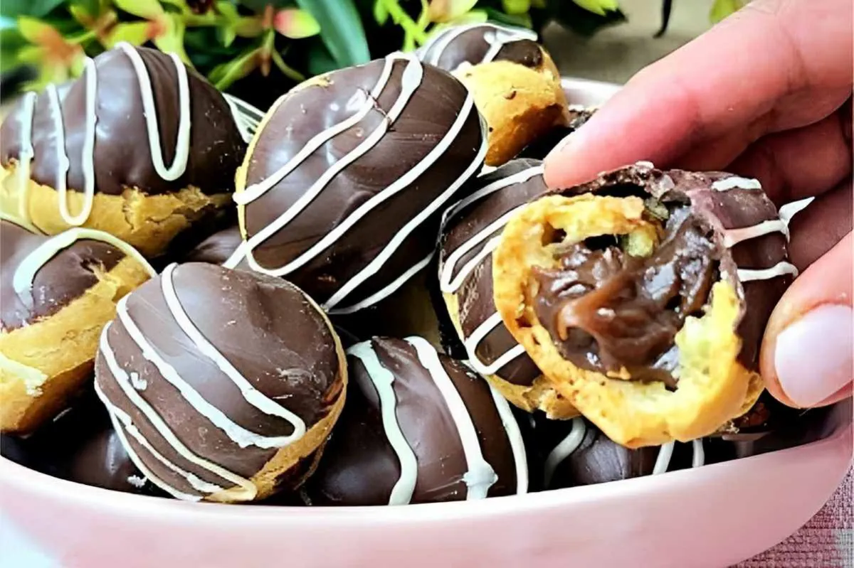 Essa é a receita de carolina de padaria que aprendi com um p