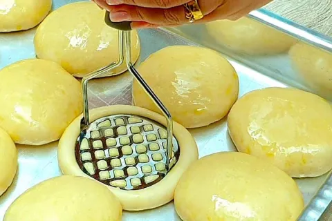 Essa esfiha aberta é diferente de todas que você já comeu e 