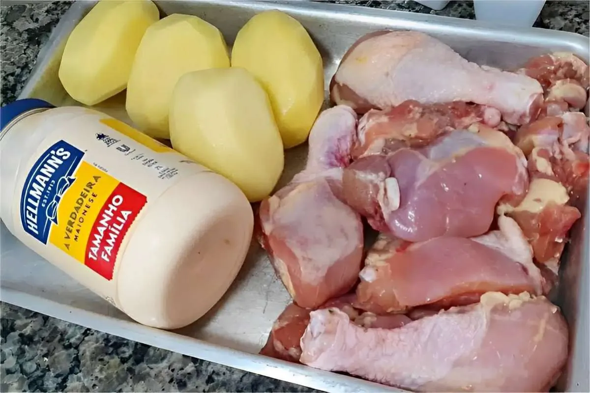 Essa receita de frango assado na maionese é uma ótima sugest