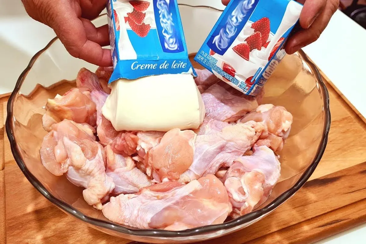 Essa receita de frango com creme de leite é super simples de
