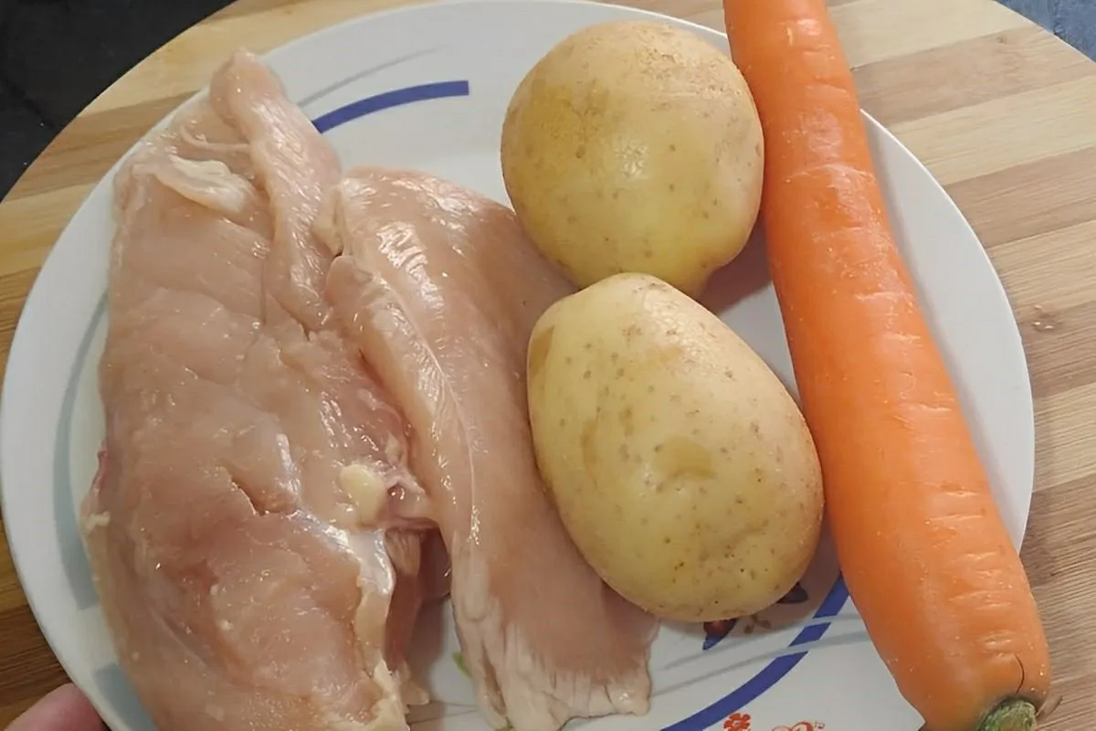 Essa receita de frango faz muito sucesso aqui em casa faça v