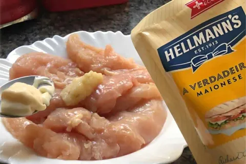 Essa receita de frango na maionese mudou meu jeito de fazer 