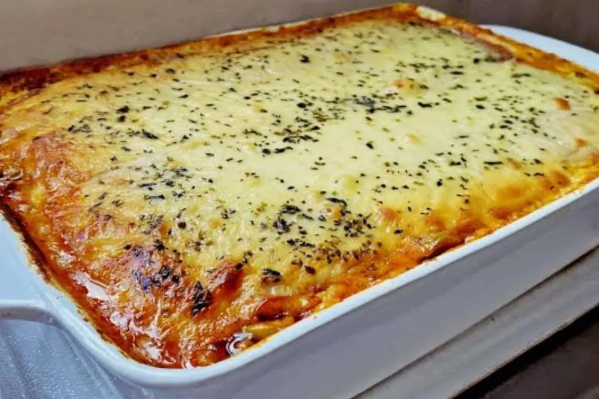 Essa receita de lasanha à bolonhesa nunca dá errado e fica u