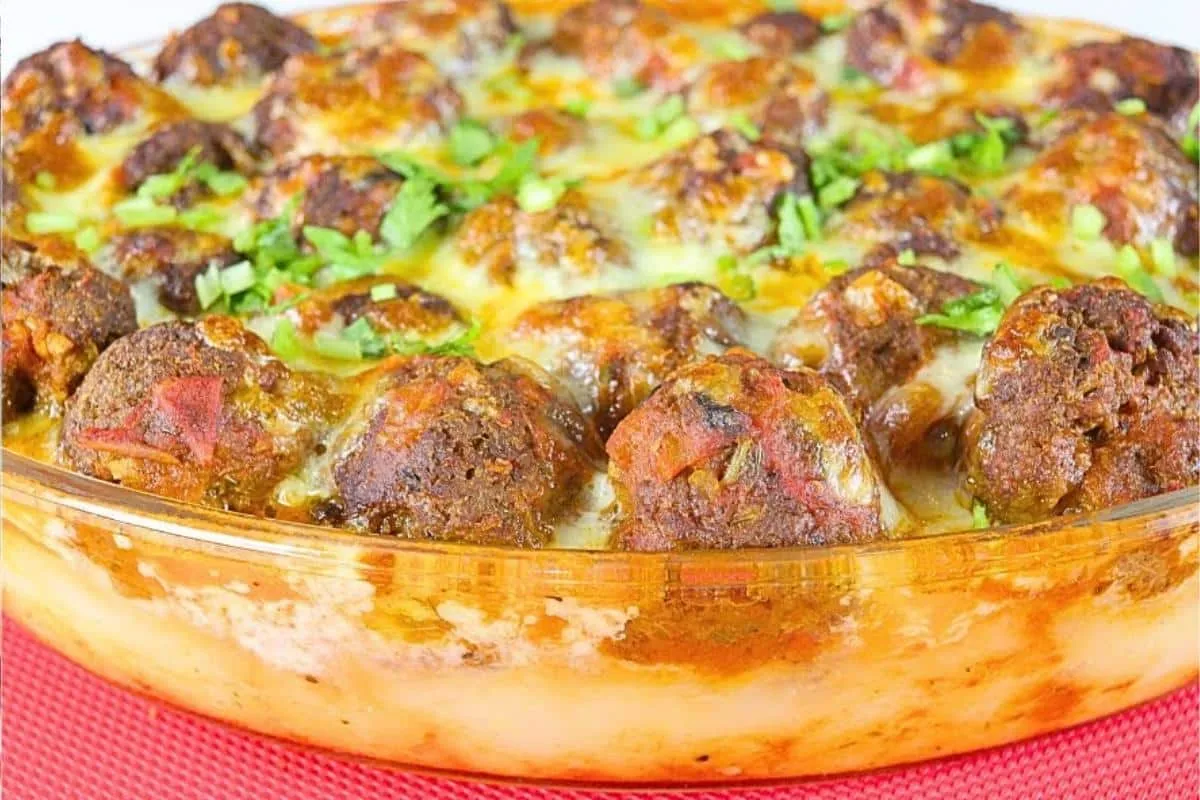 Essas almôndegas com purê de batata vai ser a melhor opção d