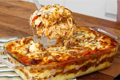 Esse arroz de forno para o natal super cremoso é um prato qu