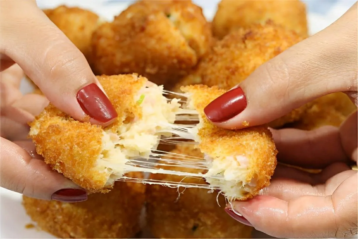 Esse é o bolinho de arroz mais gostoso que eu já provei e fa