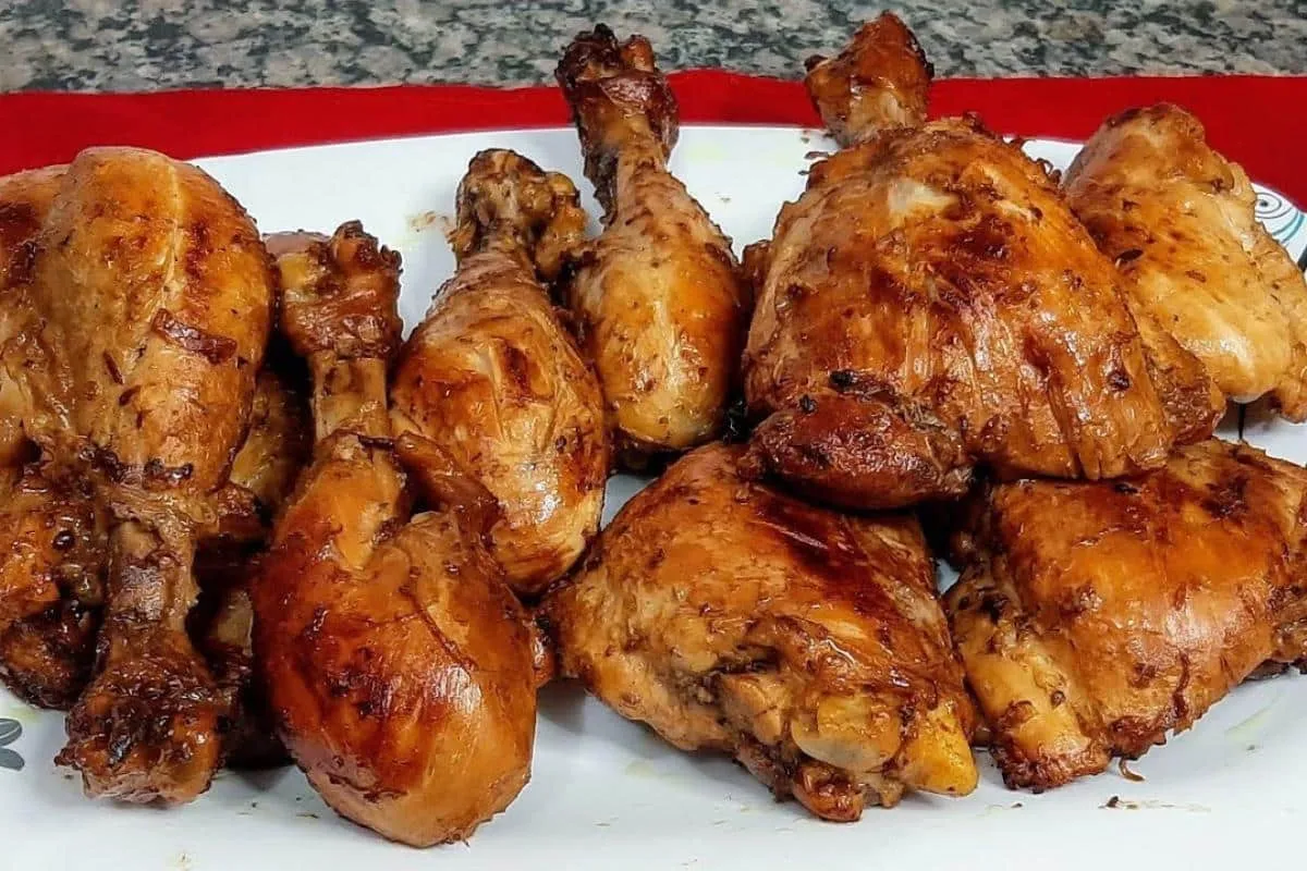 Esse frango frito na cebola vai fazer o maior sucesso com a