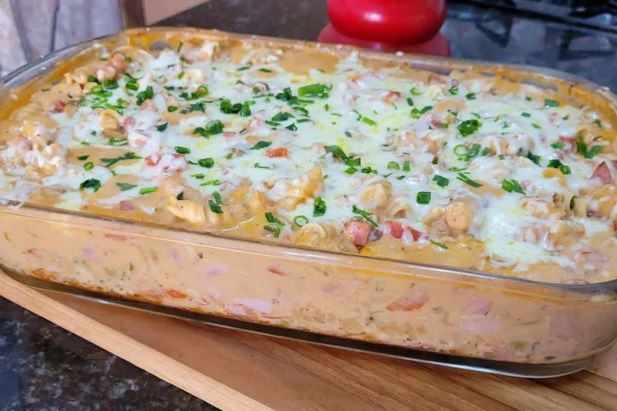Esse macarrão cremoso fica pronto em poucos minutos para sab