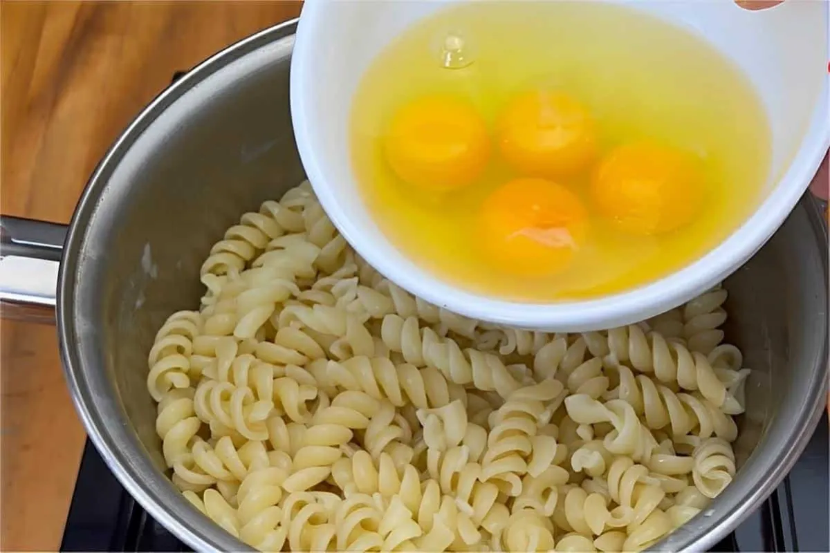 Esse macarrão é a receita mais barata e fácil para o seu alm