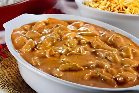 Estrogonofe de carne cremoso receita de restaurante com ingr
