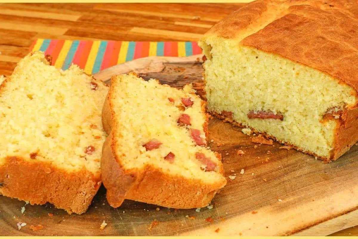 Experimente esse pão de calabresa com um sabor diferente de