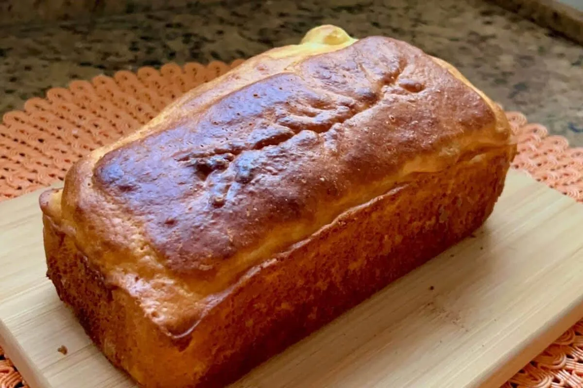 Experimente fazer esse pão de maisena no seu lanche da tarde