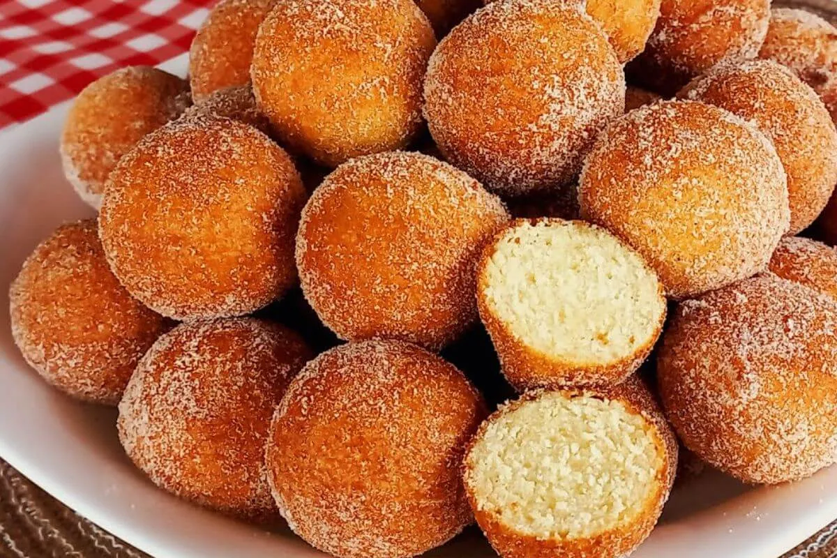 Faça bolinho de chuva perfeito para os seus convidados de an