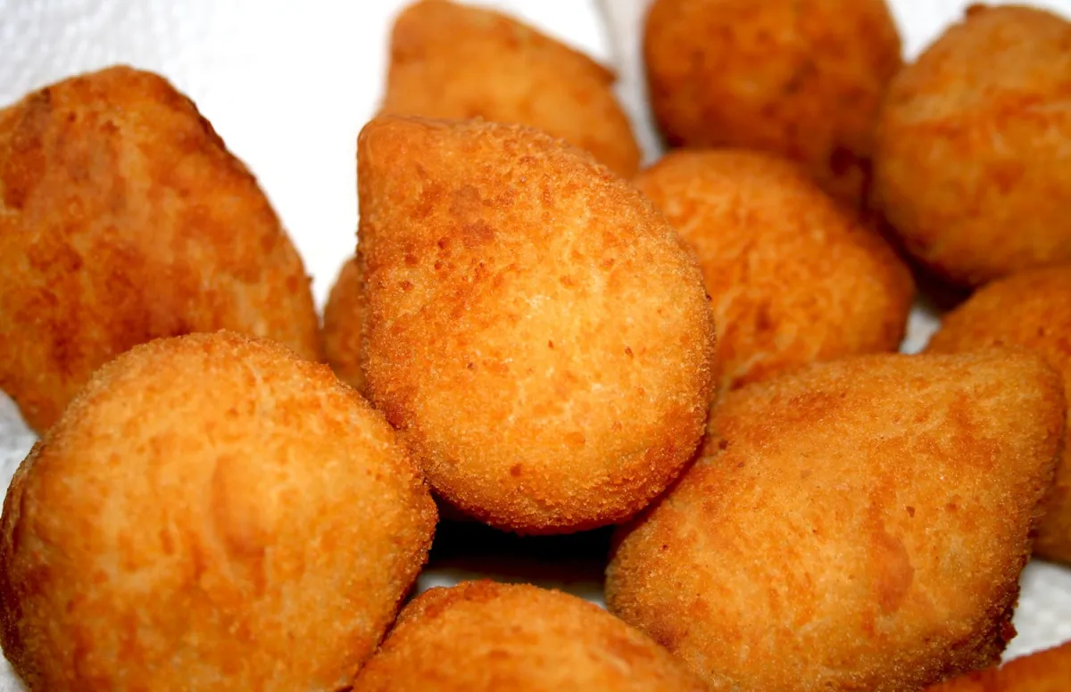 Famosa Coxinha sem Massa de Minuto