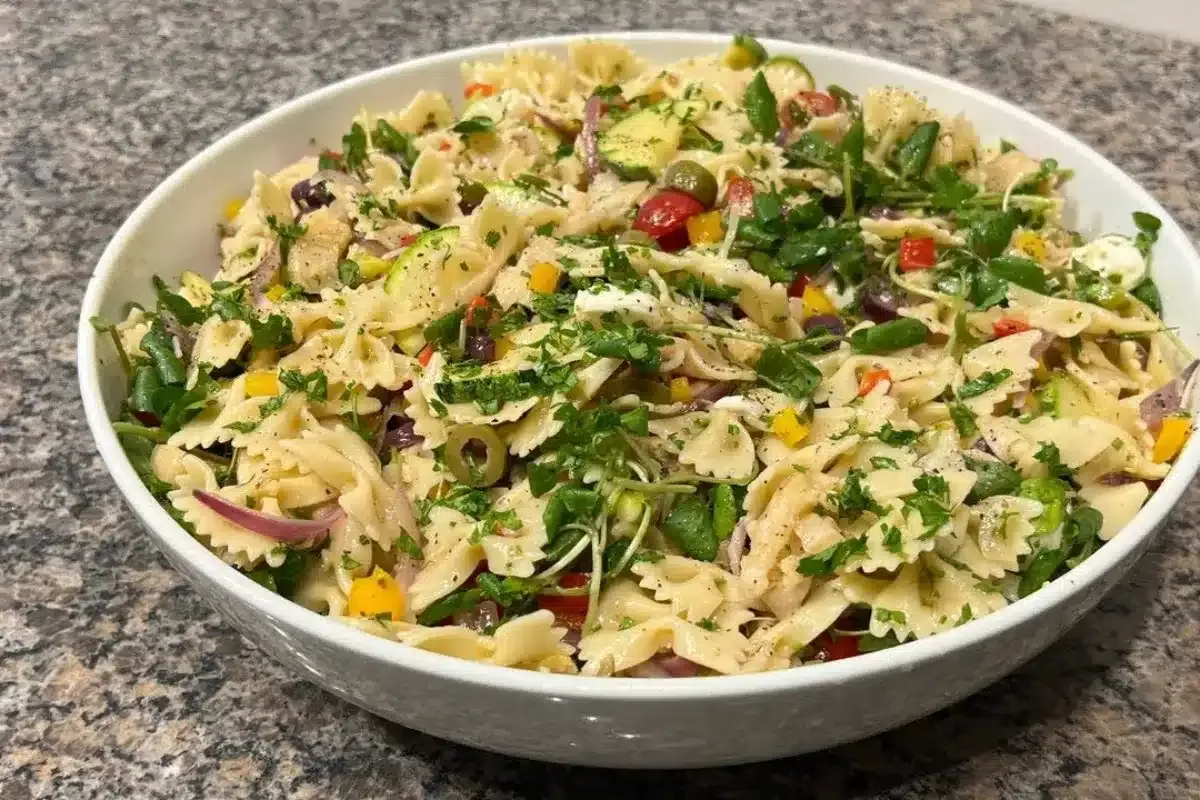 Farfalle com bacalhau: a receita de massa sofisticada e sabo