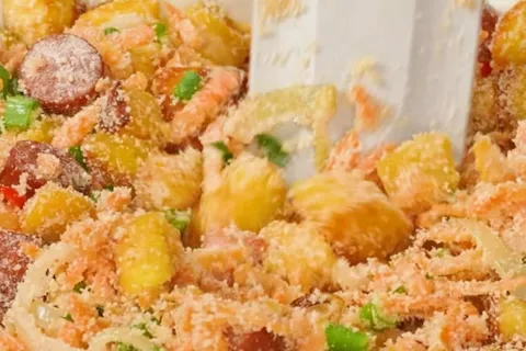 Farofa de banana completa e saborosa: não precisa esperar o 