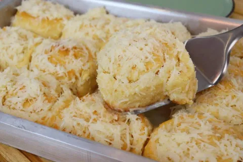 Fatias húngaras molhadinhas de padaria: impossível comer uma