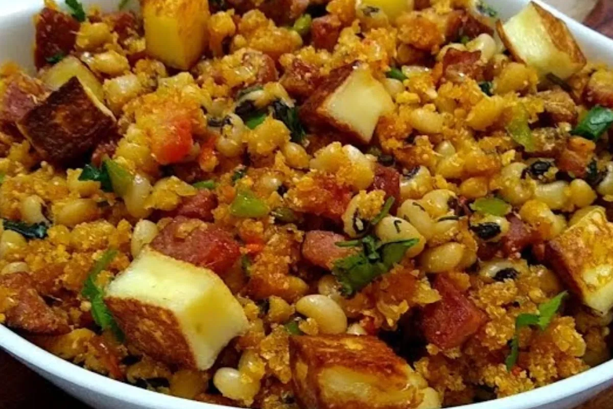 Feijão tropeiro completo e saboroso igual de restaurante min