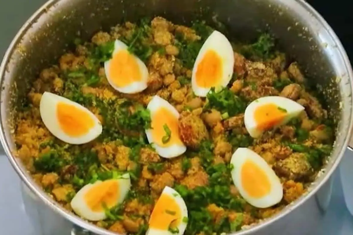Feijão tropeiro de restaurante perfeito para você servir e s