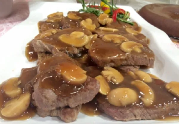 Filé ao Molho Madeira