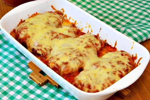 Filé de frango à parmegiana de um jeito prático e delicioso 