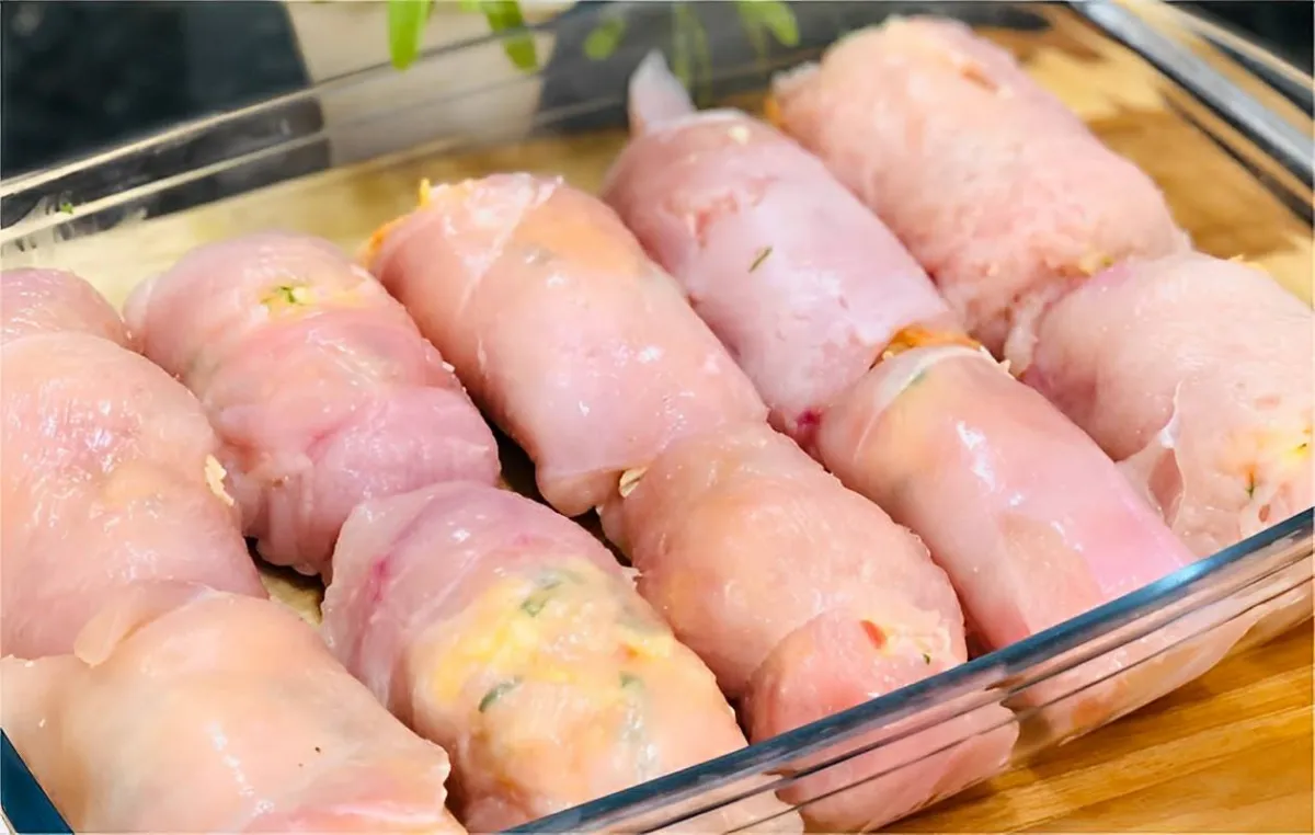 Filé de frango à rolê uma receita econômica e deliciosa para
