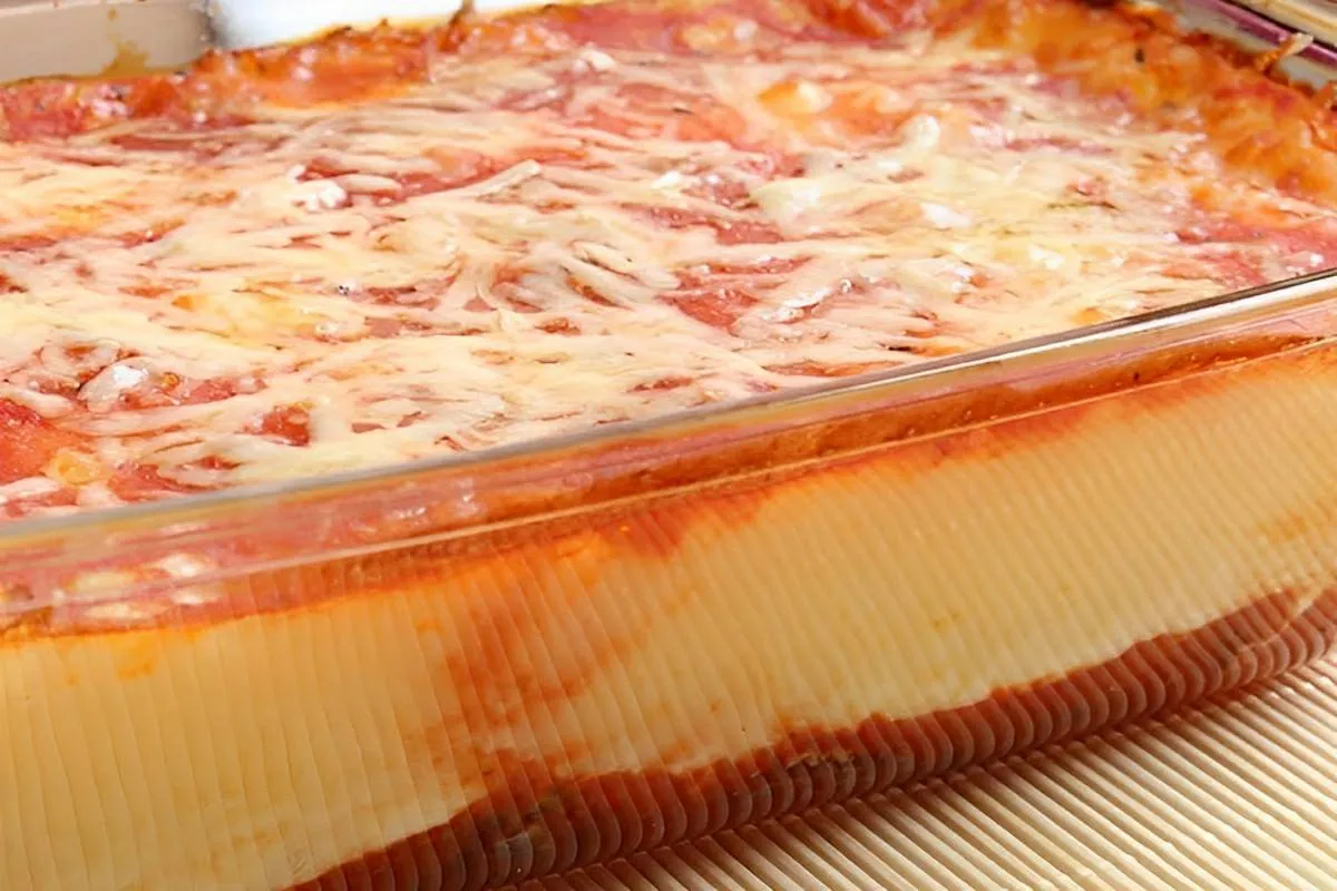 Filé de frango com purê de batatas ao forno uma refeição com