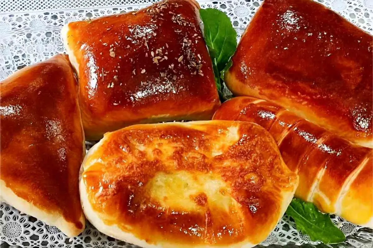 Fiz 5 tipos de salgados utilizando essa massa para salgados
