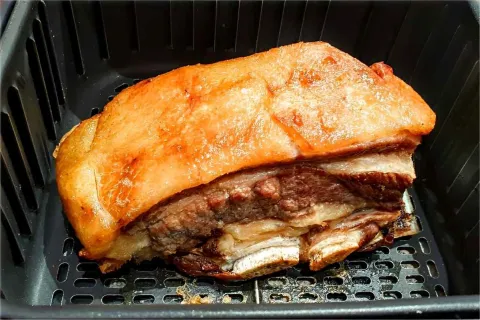 Fiz essa costela na AirFryer e ficou super macia e suculenta