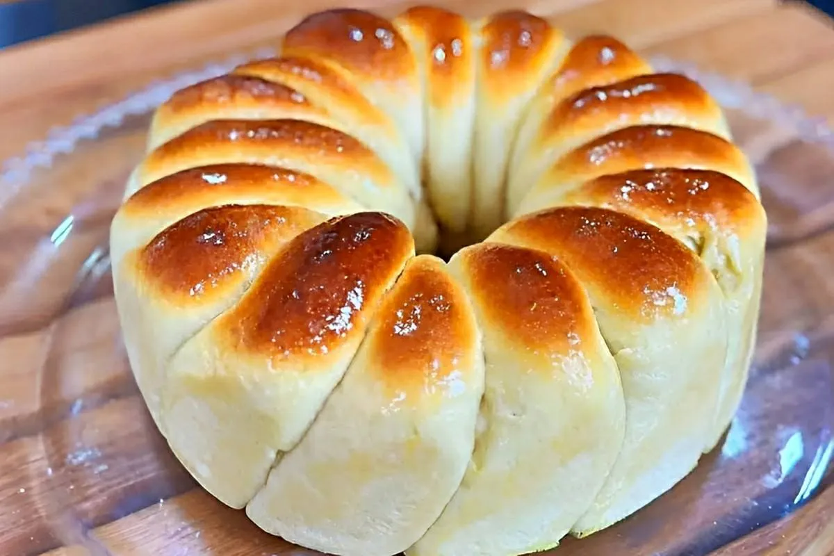 Fiz esse pão caseiro lindo e delicioso com apenas 1 ovo e se