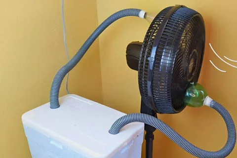 Fiz um ar condicionado caseiro potente usando ventilador e i