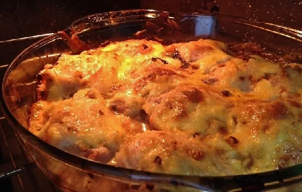 Frango Assado com Creme de Cebola