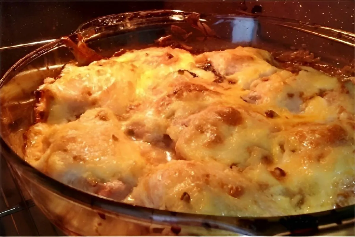 Frango assado no forno com creme de cebola bem temperadinho