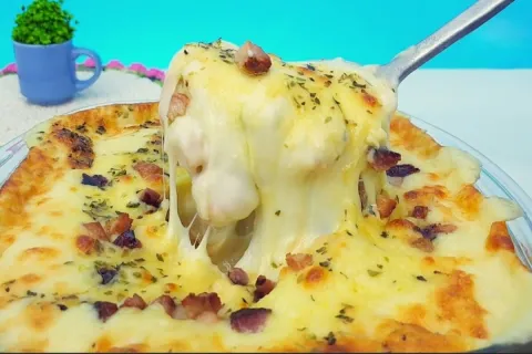 Frango com creme de batata e bacon: a melhor receita para su