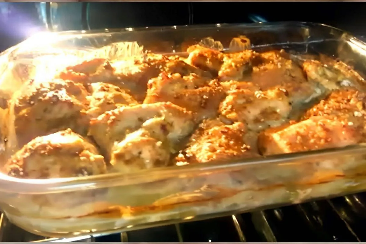 Frango com creme de cebola e maionese assado no forno difere