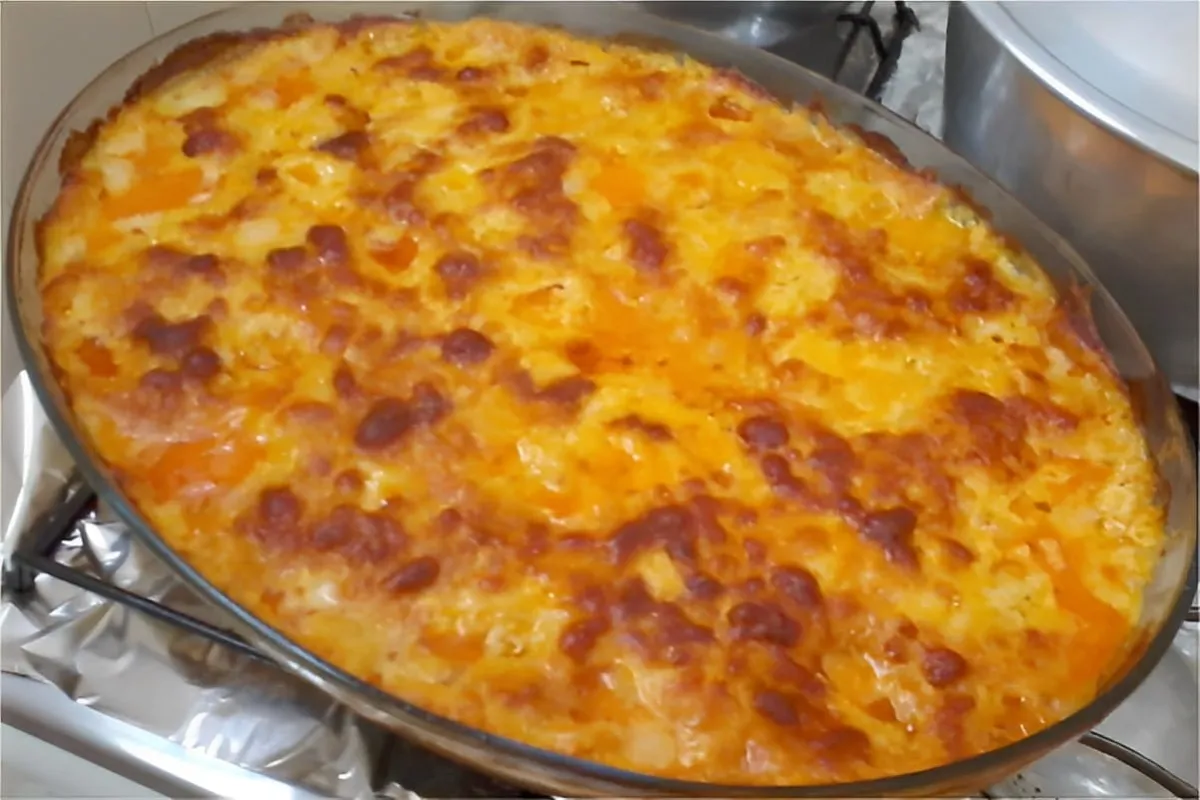 Frango com creme de milho gratinado no forno prático e fácil