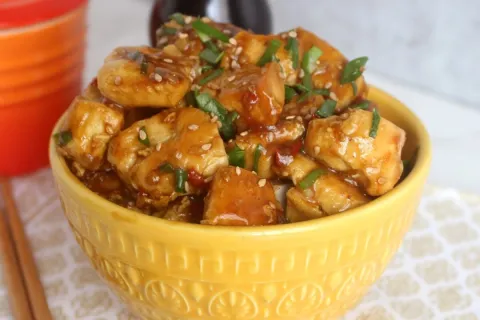 Frango com molho de laranja, que fica divino e vai deixar to