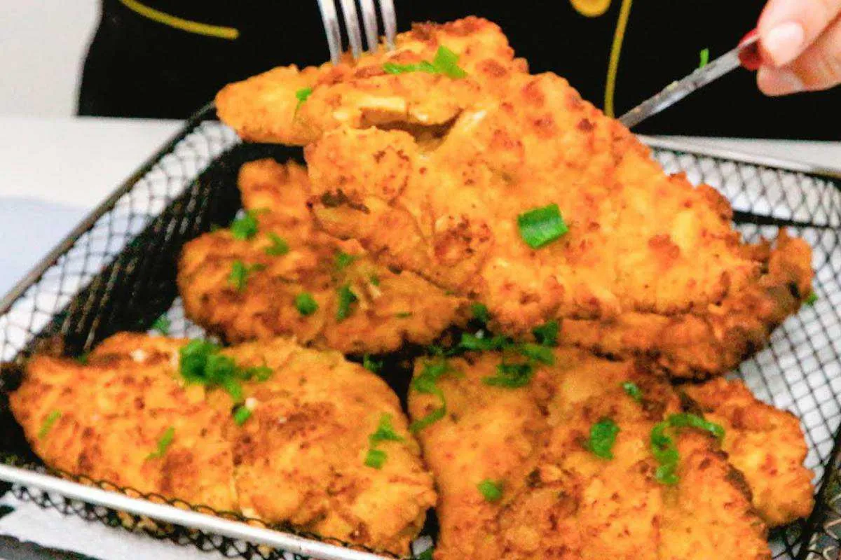 Frango crocante e sequinho para você fazer um almoço de rest